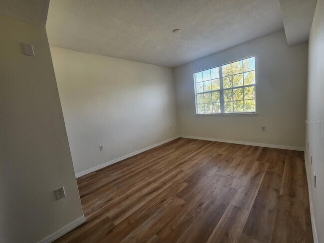 Building Photo - 10873 Windsor Walk Dr