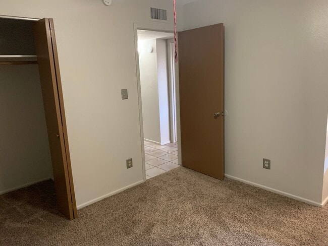 Building Photo - Wonderful 3 bedroom 2 bath home!