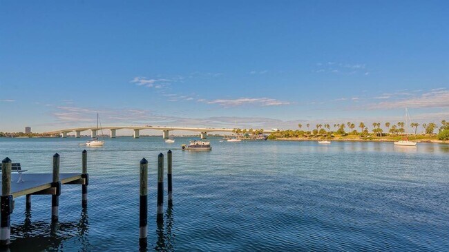 Building Photo - 226 Golden Gate Point