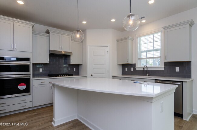 Building Photo - 2152 Star Shower Wy