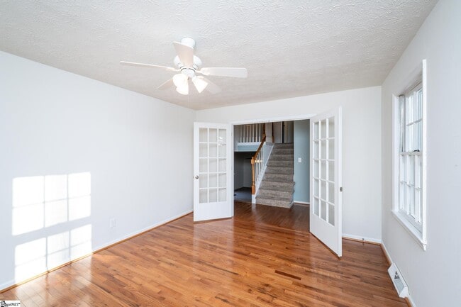 Building Photo - 125 Newgate Dr