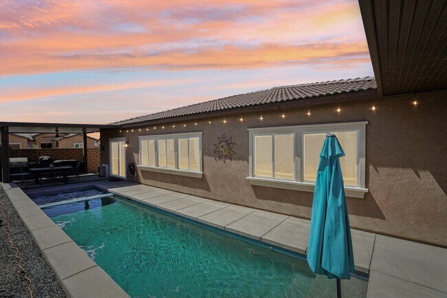 Building Photo - 42912 Gazapo Ct