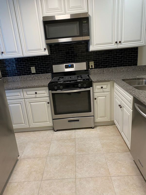 Building Photo - 1597 Springleaf Point SE