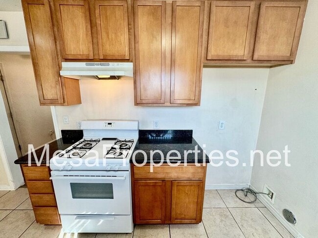 Building Photo - 1519 W Virginia St