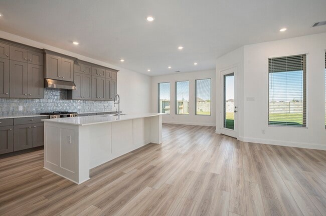 Building Photo - 3210 Blue Grama Bnd