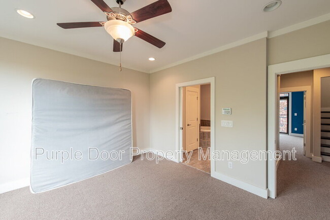 Building Photo - 1199 Huff Rd NW