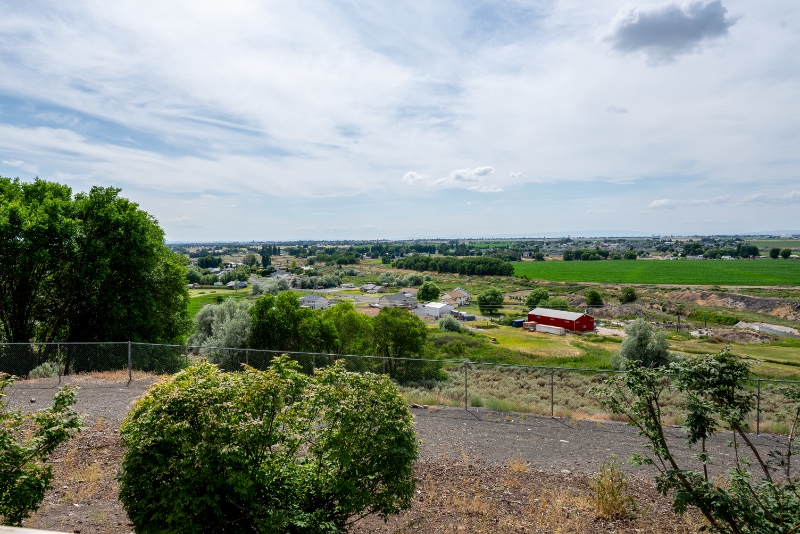 Building Photo - 11801 Rd 5.6 NE