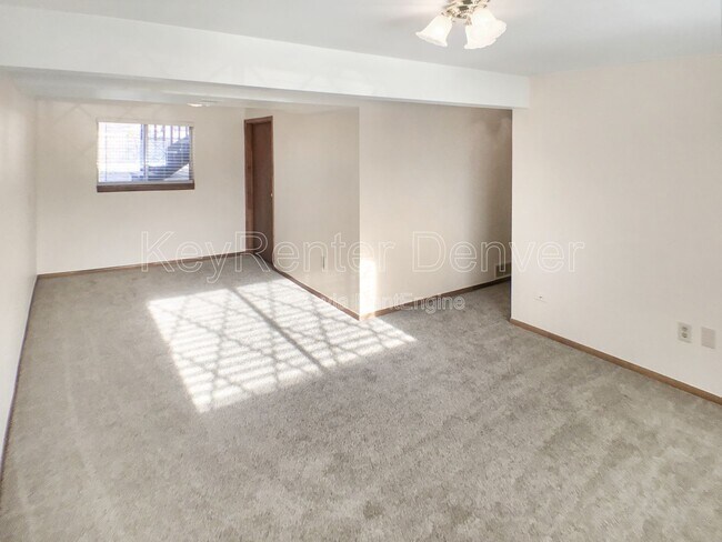 Building Photo - 1469 Coronado Pkwy N