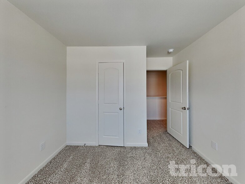 Building Photo - 201 Switchback Hl Rd