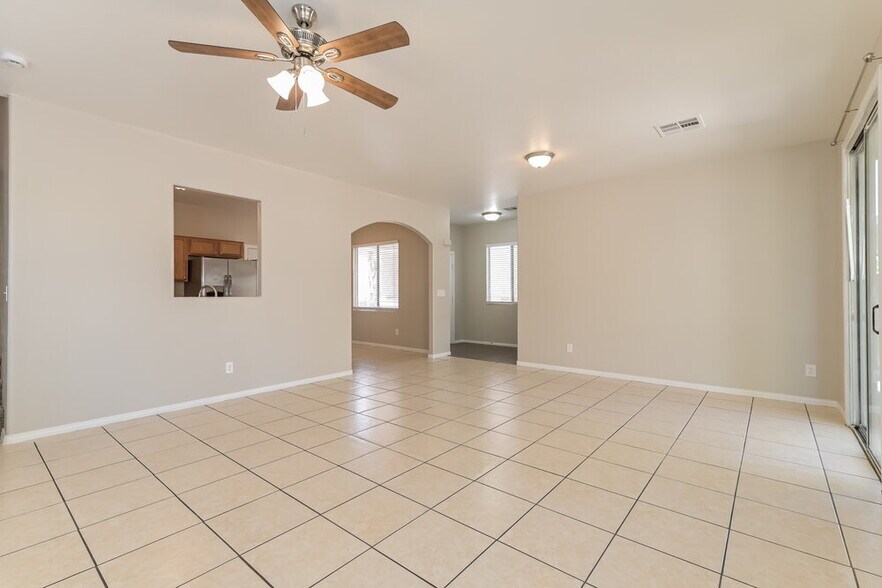 Building Photo - 6416 Pronghorn Ridge Ave