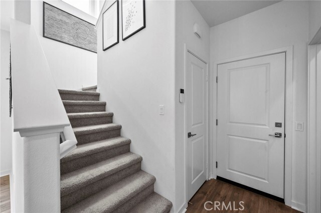 Building Photo - 3959 Lavine Wy