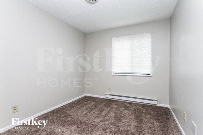Building Photo - 819 Moss Oak Ct