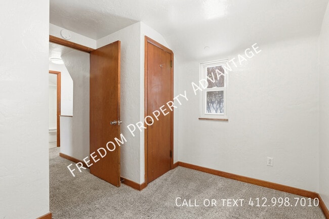 Building Photo - 2238 Lutz St