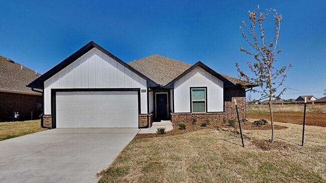Building Photo - Luxury NEW 4 Bedroom 2 Bathroom Home in Piedmont Schools- Neighborhood Basketball Court & Playground