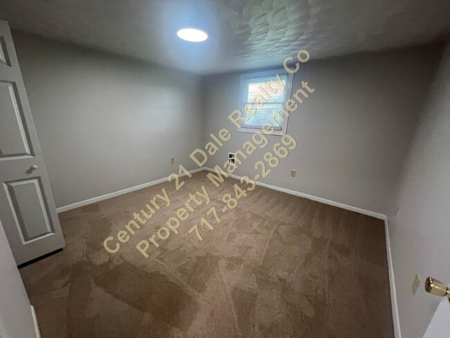 Building Photo - 2 Bedroom Home in North Eastern School Dis...