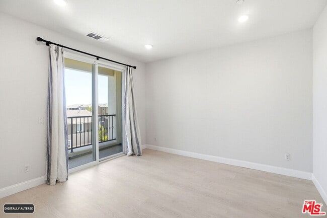 Building Photo - 12228 Veranda Dr