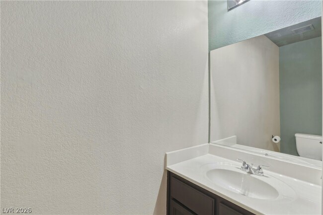 Building Photo - 724 Picasso Picture Ct