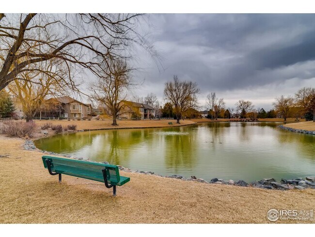 Building Photo - 5225 White Willow Dr