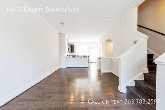 Building Photo - 16608 Crabbs Branch Way