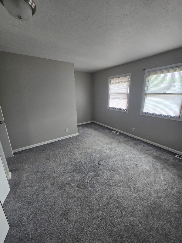 Building Photo - 363 Pershing Ave NE