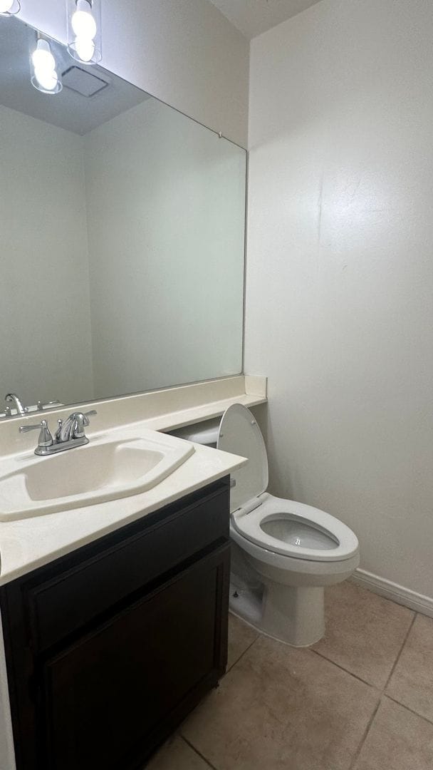 Building Photo - SUMMERLIN HOME WITH 5 BEDROOMS (INCLUDE SOME UTILITIES)