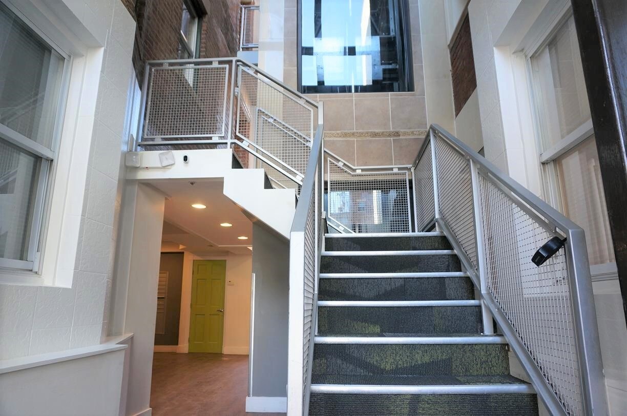 Building Photo - 10 Brainerd Rd