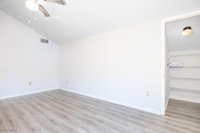 Building Photo - 7261 Albany Rd