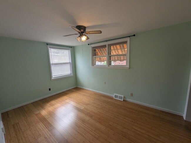 Building Photo - 8637 Agusta St