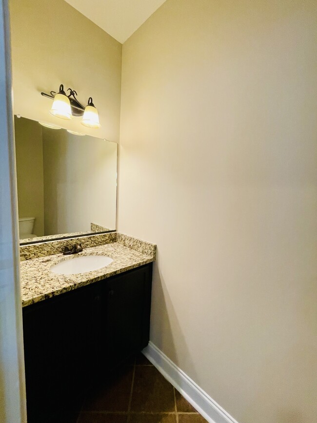 Building Photo - 219 Capstone Dr