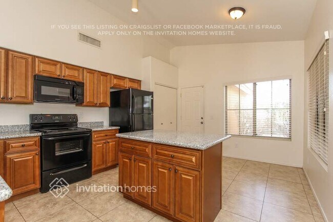 Building Photo - 14761 W Lucas Ln