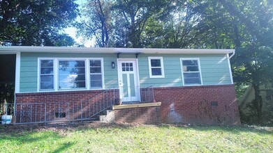 Building Photo - 2626 Vucrest Ave SE