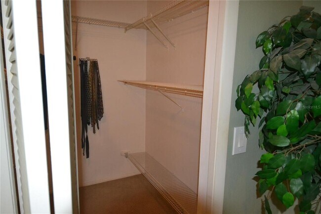 Building Photo - 3276 Buckhorn Dr