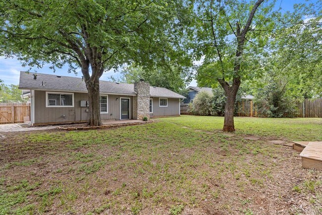 Building Photo - 618 Buckskin Dr