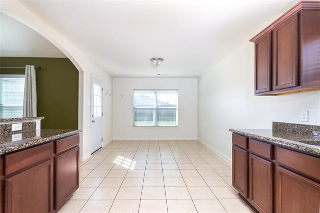 Building Photo - 128 Oriole Dr