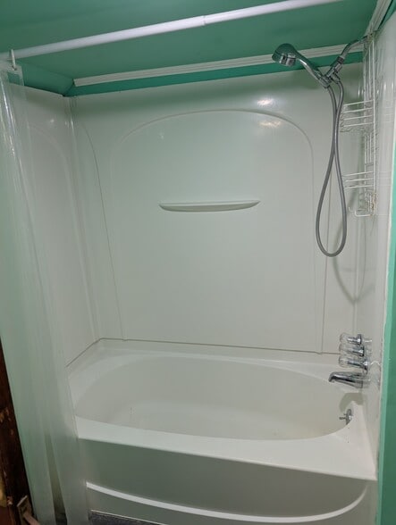 Building Photo - 3415 Pleasant Pl