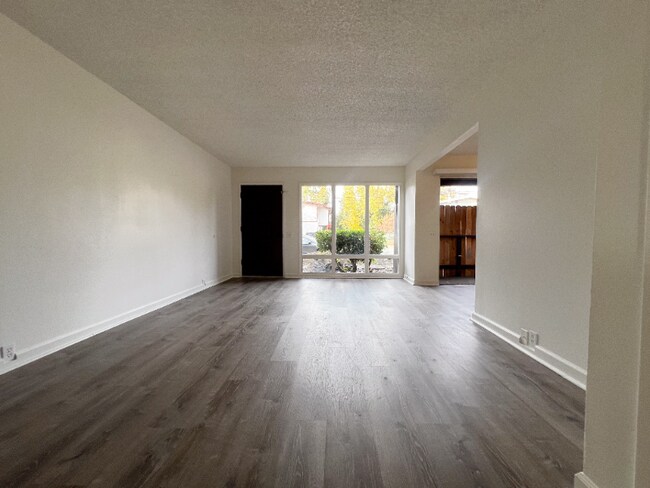 Building Photo - 615 Rancheria Dr