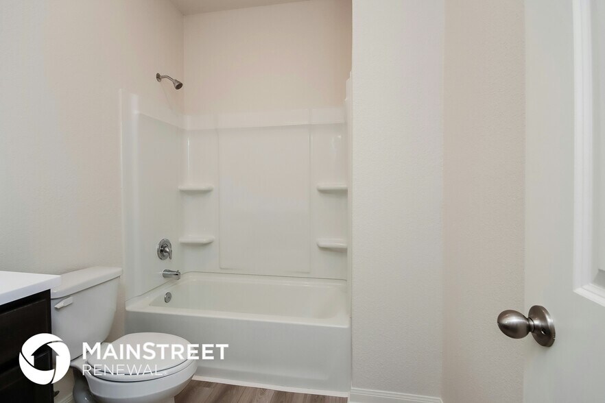 Building Photo - 21135 Titian Dr.