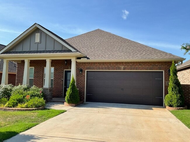 Building Photo - 136 Riverfront Dr