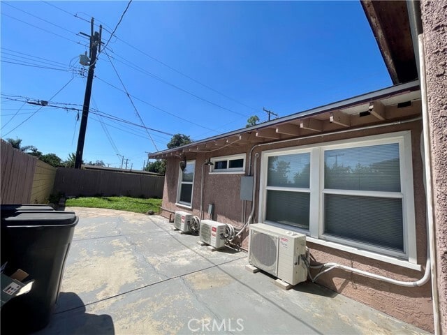 Building Photo - 1804 E Holly Oak Dr