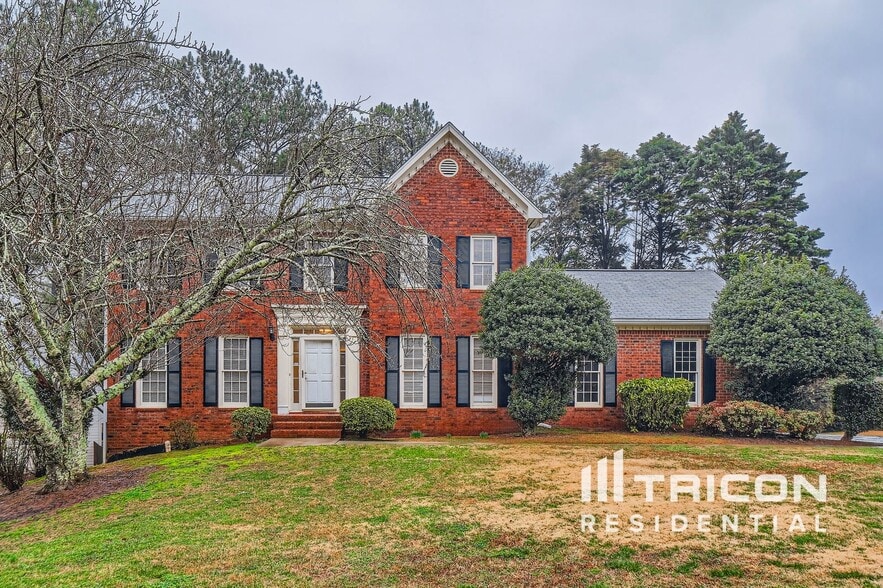 Building Photo - 100 Hillcrest Point