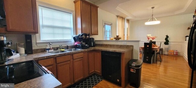 Building Photo - 74 Redstone Ct