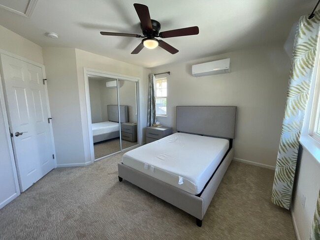 Building Photo - 394 Kahoma Village Loop
