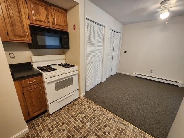 Building Photo - 605 Springbrook Cir