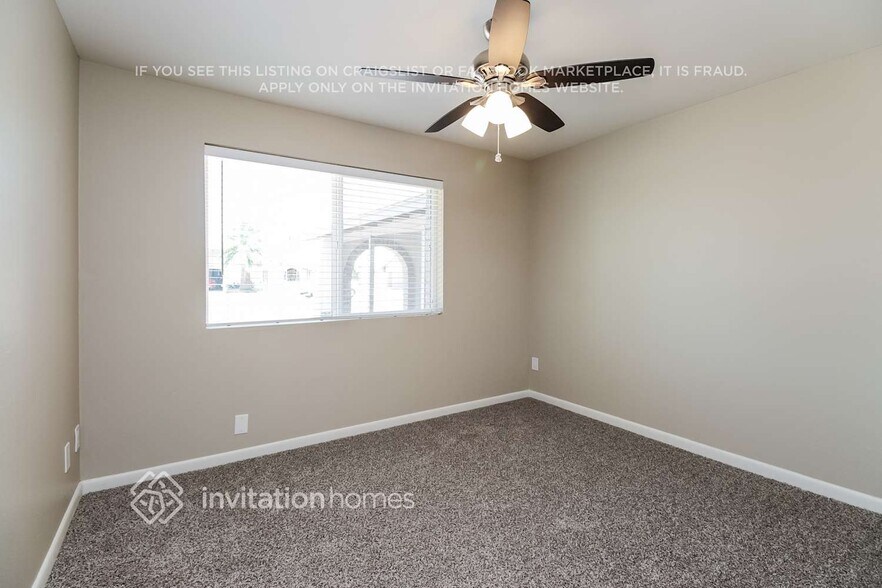 Building Photo - 1821 E La Donna Dr