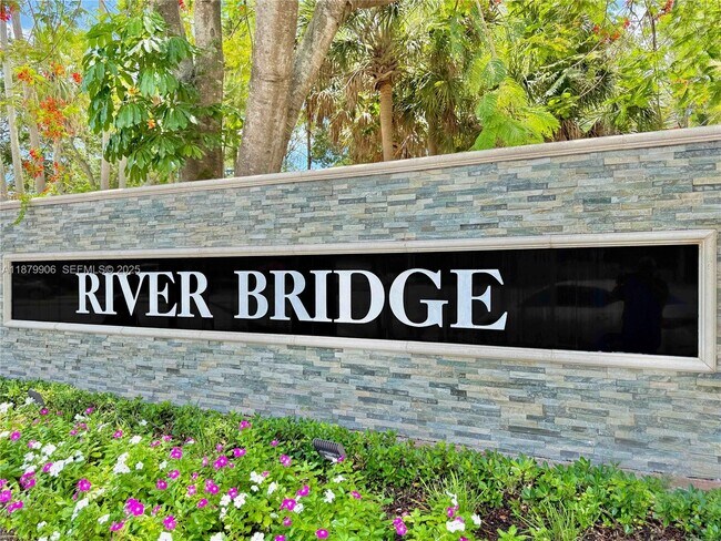 Building Photo - 2549 Egret Lake Dr