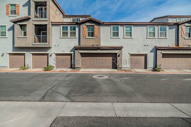 Building Photo - 5815 S 23rd Way