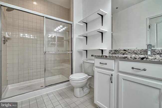 Building Photo - 3275 Amazon Ln