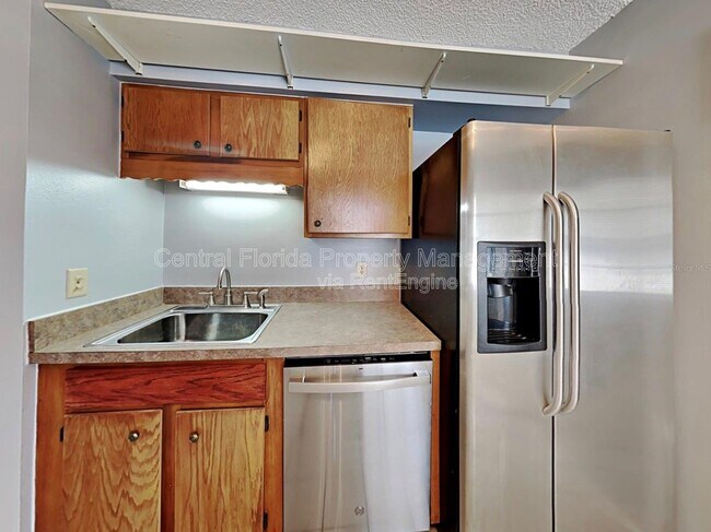 Building Photo - 3240 Butterfield St