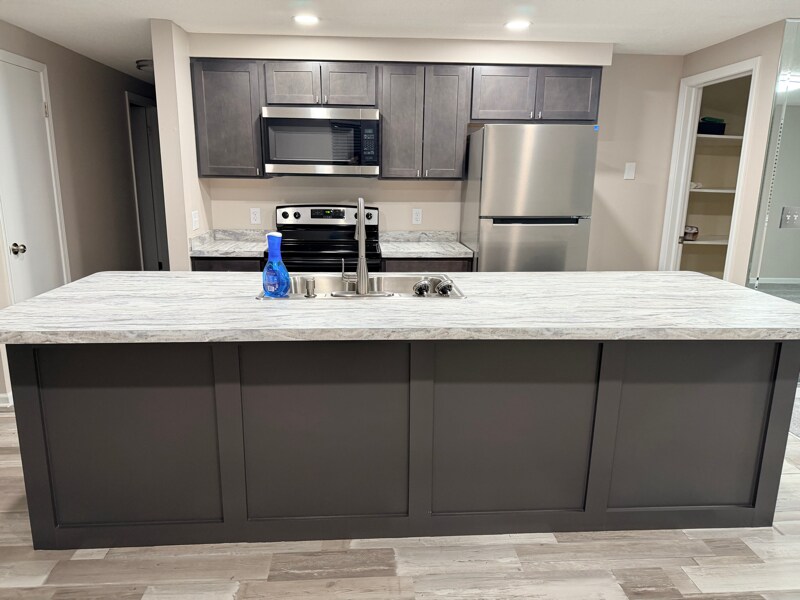 Building Photo - 2717 Oppenheim Ct