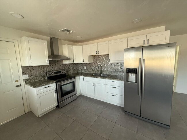 Building Photo - 3917 S Liberty Ave